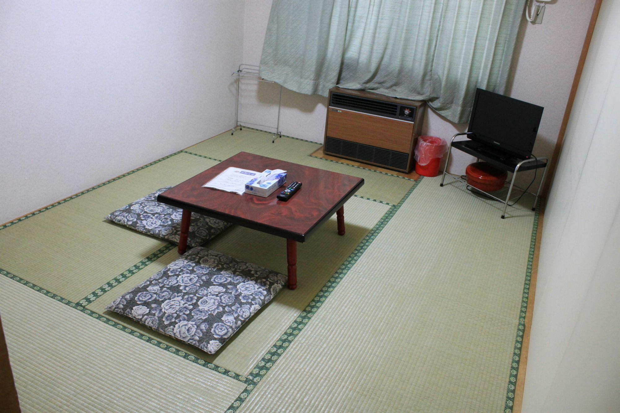 New Hakuginso Hotell NakaNakafurano Exteriör bild